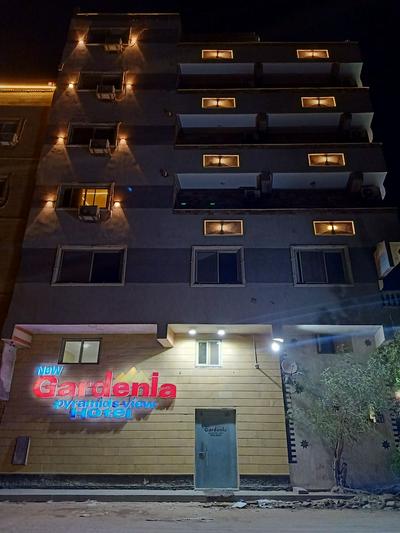 New Gardenia Pyramids View