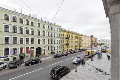 Solo Panorama Palace Square