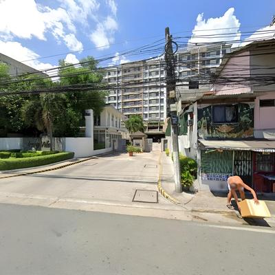 OYO 923 Cozy Crib By Shey