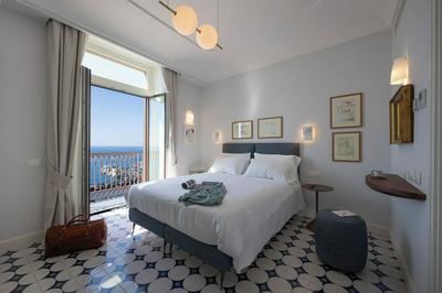 ABBRACCIO Amalfi Boutique Retreat