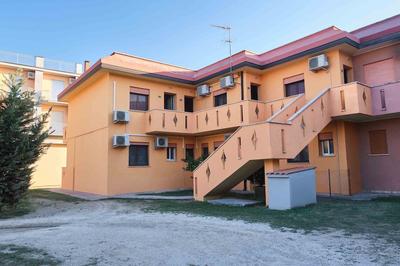 Flat With Direct Beach Access-beahost