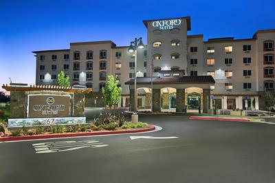 Oxford Suites Sonoma County