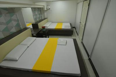 Cosmo Hotel - Padre Campa