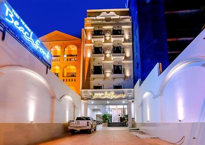 Thu Trang Beachfront Hotel