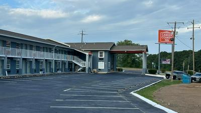 CAMDEN COUNTRY INN