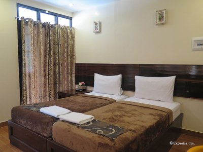 Rovic's Tourist Hotel