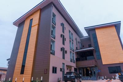 Rolarz Resorts & Hotel