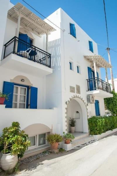 Katerina Roza Studios - Heartfelt Hospitality in the City