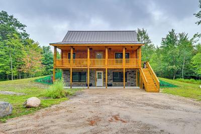 Adams Cabin w/ Game Room & Fire Pit