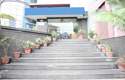 OYO 15906 Hotel Majha Flavours