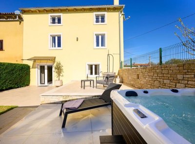 Villa Prestige Azinetti With Pool