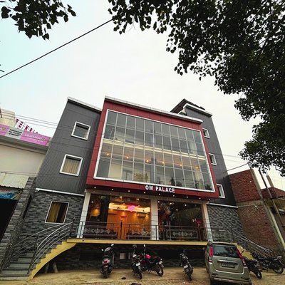 Hotel Om Palace