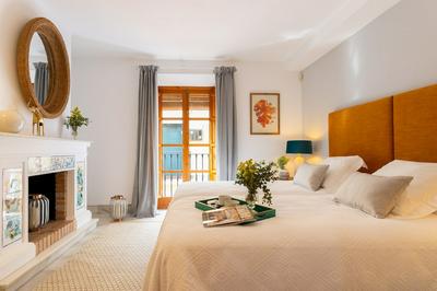 Wonderful 4 Bd House Prime Location in the old Town. Tetuán Marbella