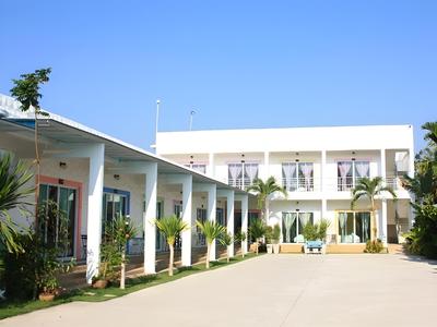 Baan Chomjan at Suanphung