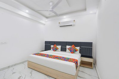 Fabhotel Scorpion Inn