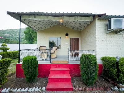 Vanbagh Sariska Resort