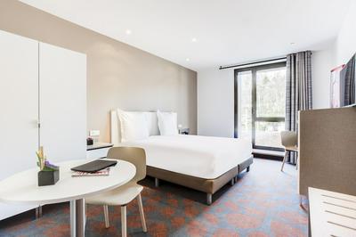 Spark by Hilton Lyon Park Saone