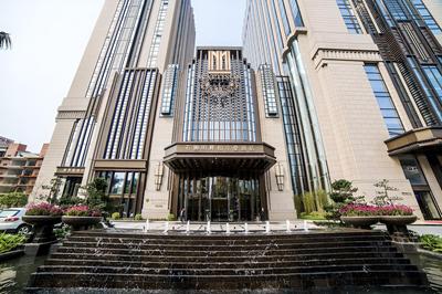 Pullman Shishi Mattison