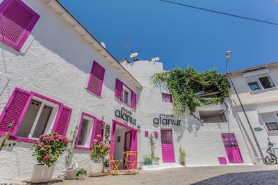 Alacati Alanur Otel