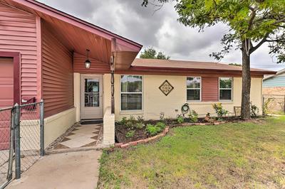 6 Mi to Fort Hood & Universities: Killeen Home