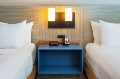 Comfort Inn Airport East - Ancienne Lorette