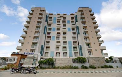 OYO 43979 Hotel Urbanite