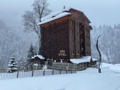 Sis Otel