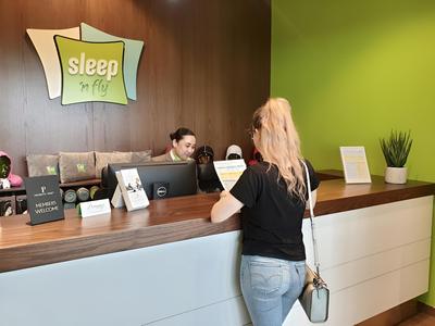 Sleepover Terminal 1, Concourse D – formerly sleep ‘n fly