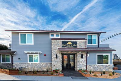 Rhapsody in View Boutique Hotel