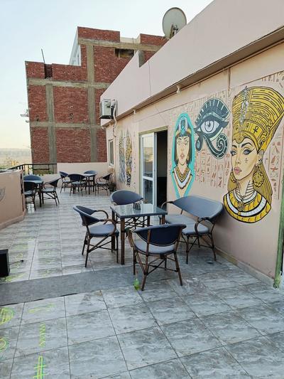 sneferu pyramids inn