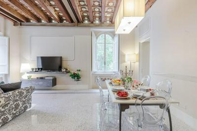 Casa Aurora in Lucca