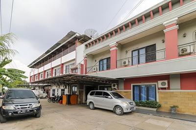 RedDoorz @ Jalan Mangkunegara