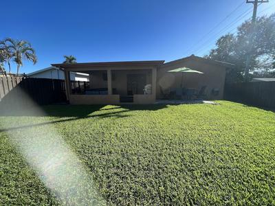 Stunning 3-bed House in Hollywood With hot tub