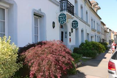 Hotel de la Tour