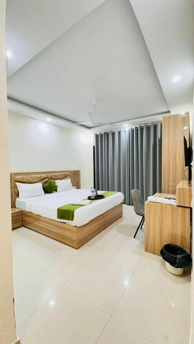 Sky Hotel