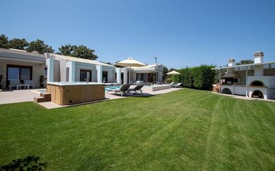 Oak Tree Villa Red in Rethimno
