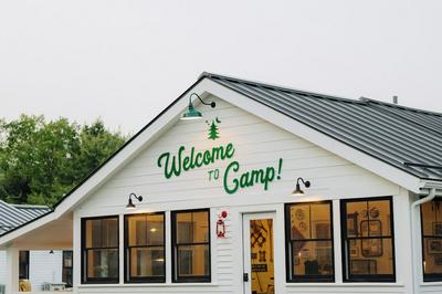 Camp DeForest, 写真 2