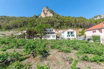 Apartments and Rooms Stjepan
