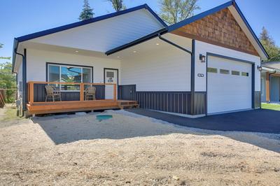 3 Mi to Lake Pend Oreille: Home w/ Deck & Yard