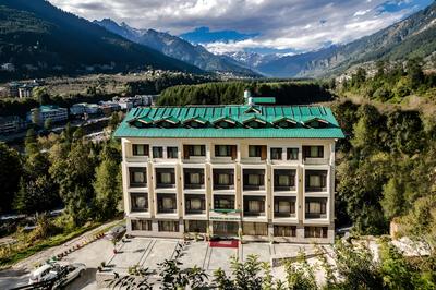 Ashapuri Residency Manali - A Centrally Heated and Air Conditioned Hotel