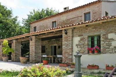 Casa Mare Vallugola di Gabicce, Vallugola