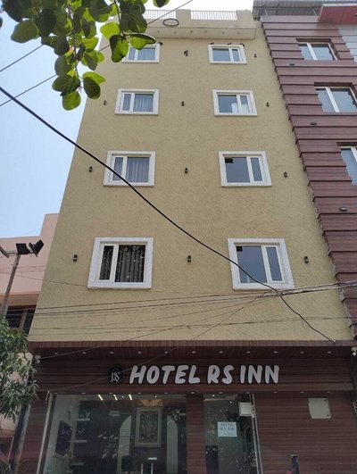 Hotel RS INN
