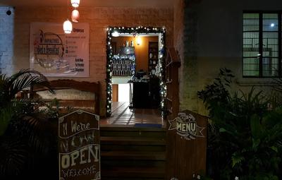 Royal Thee Bed & Breakfast