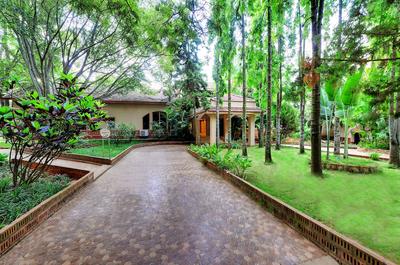 Gold Coins Club & Resort