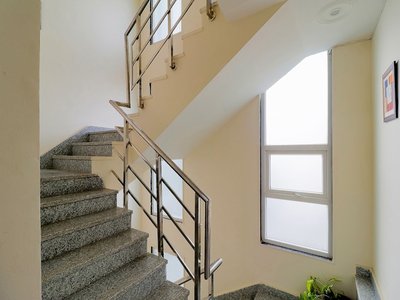 Treebo Rejoice 52 - 3km From Huda City Metro Station