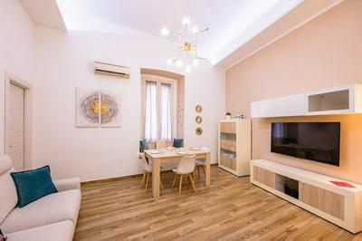 Carlo III Apartment by Wonderful Italy