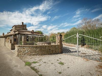 Villa in Cortona With Private Pool