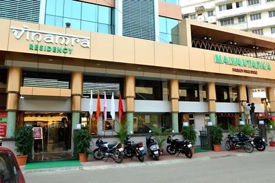Hotel Vinamra Residency