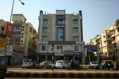 OYO 900 Marshall The Grand Hotel