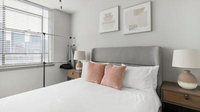 Birmingham Business District Apartments by Landing